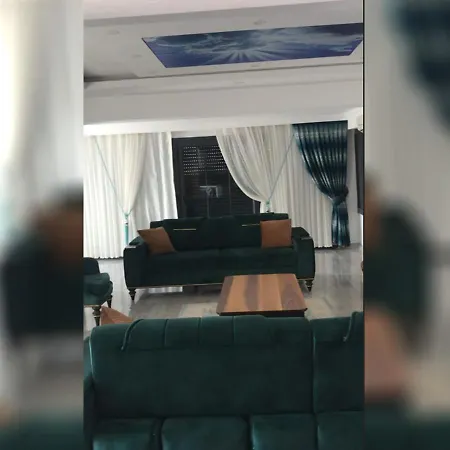 Oezel Havuzlu Ultra Lueks Lejlighed Kusadası